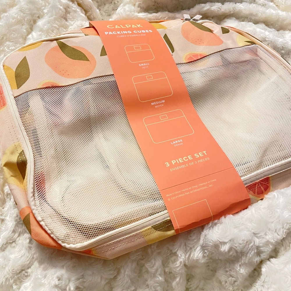 Calpak packing cubes set of 3
